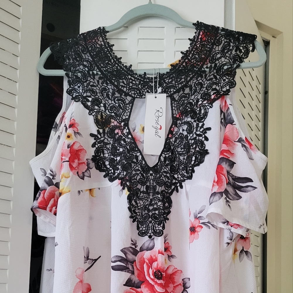 Rosedale flower top